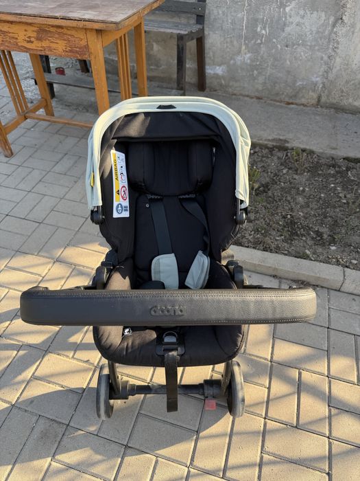 Продам автокресло - коляска Doona X