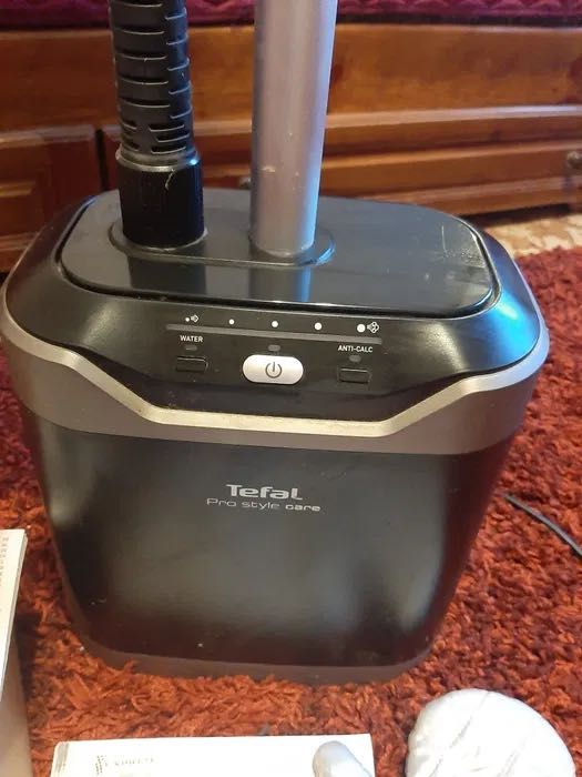 Система за вертикално гладене Tefal