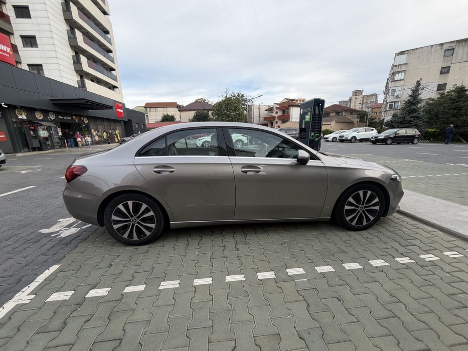 MERCEDES-BENZ A-Class 2020 — imagine 4