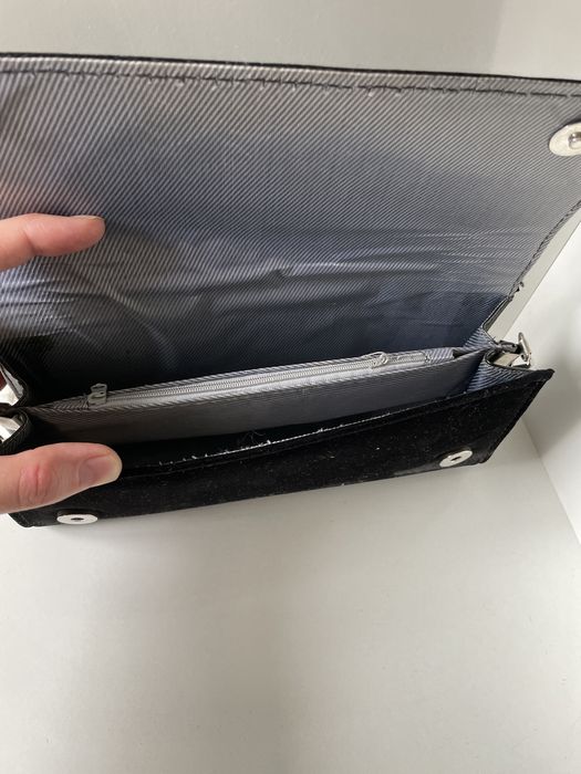 Замшевый клатч черный новый