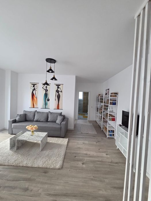 Închiriez apartament 2 camere Râșnov etaj 1 bloc nou