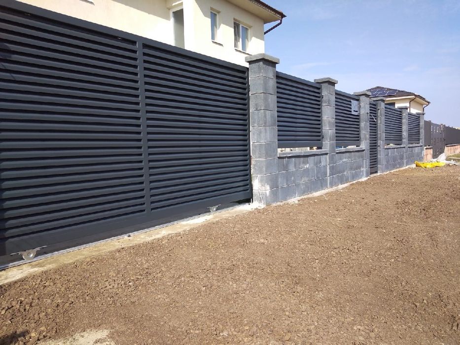 Garduri din panou stil jaluzele, sipca metalica, BCA, plasa,șipcă