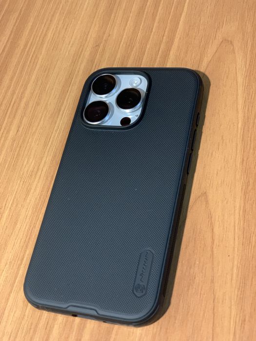 IPhone 15 про White Titaniym