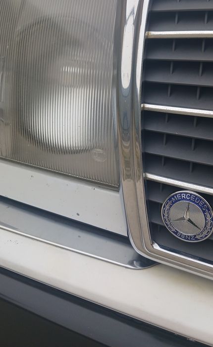 Продам   MERCEDES-BENZ 124