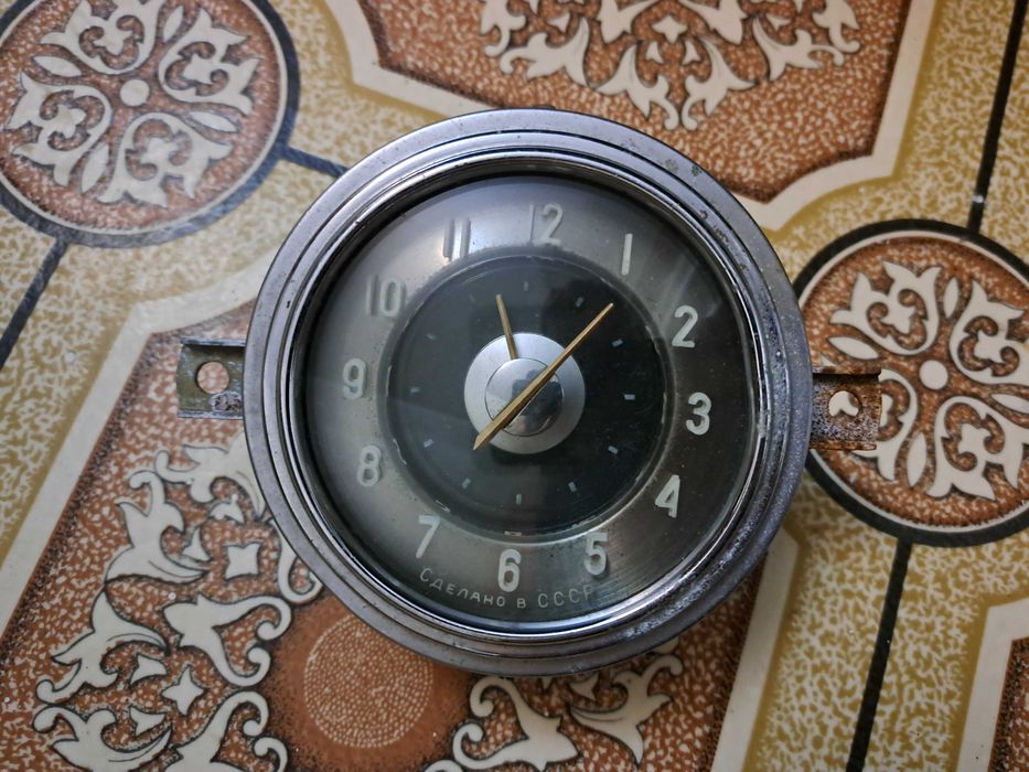Авто часы недорого