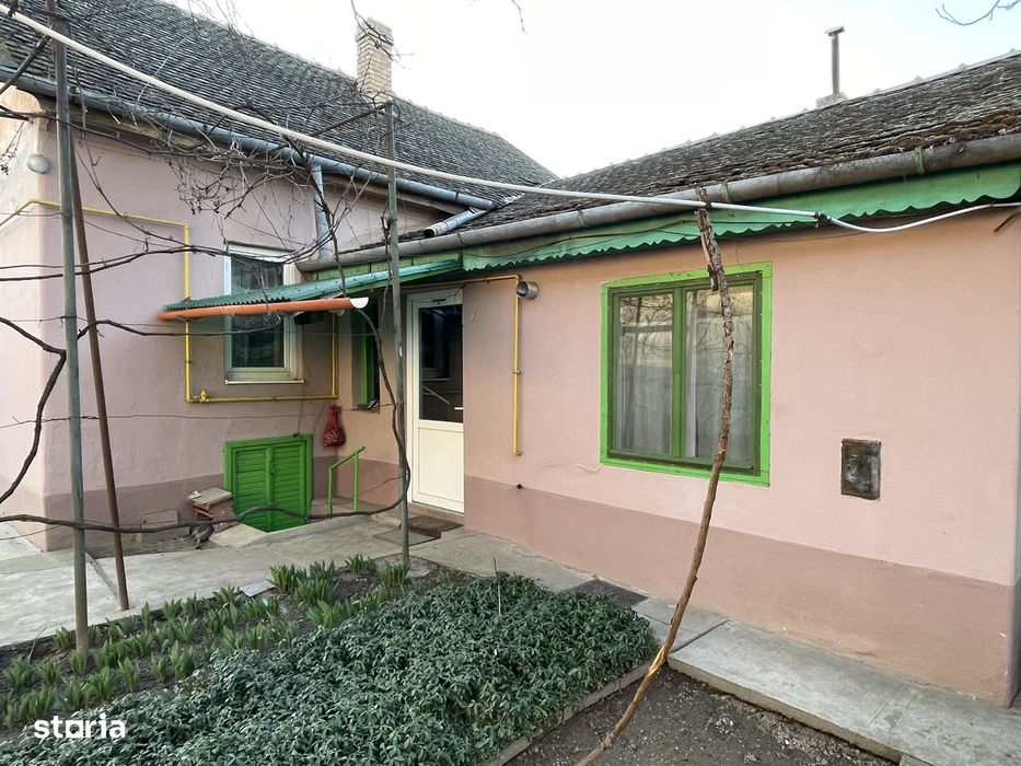 Casă de vânzare in Pecica, strada 401