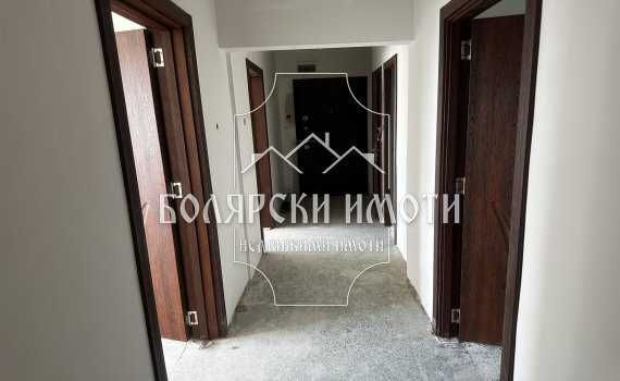 Продава се Тристаен апартамент в Велико Търново, Колю Фичето - 80 кв.м за 1238 €/кв.м - Снимка #2