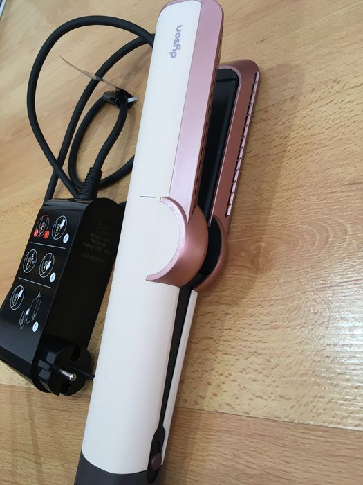 Dyson утюжок (Фен)