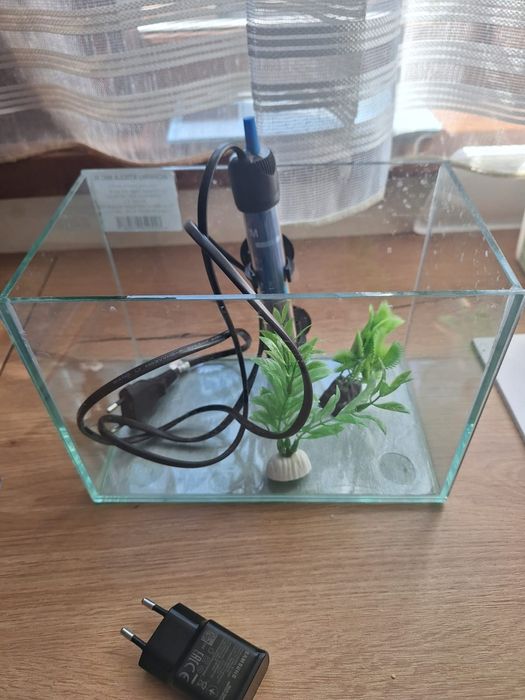 Acvariu pesti 5 litri