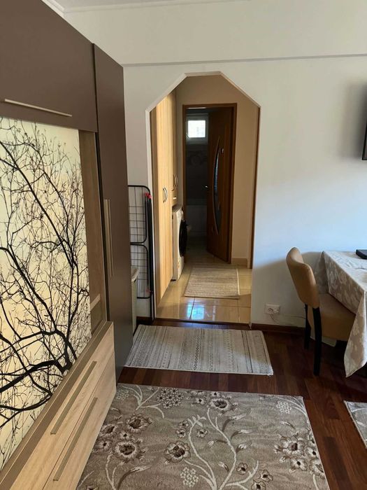 Apartament 2 camere lânga universitate