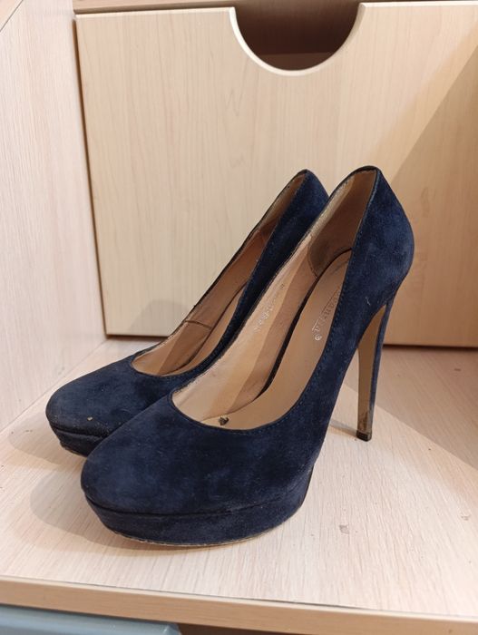 Туфли замша на каблуке