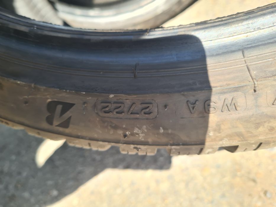 4бр.зимни гуми 235 35 19 Bridgestone DOT22