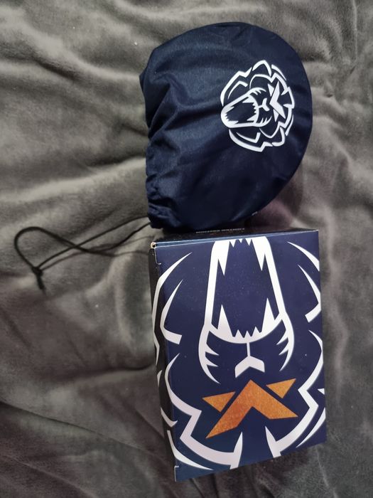 Max verstappen  1:2 world champion helmet 2022 schuberth