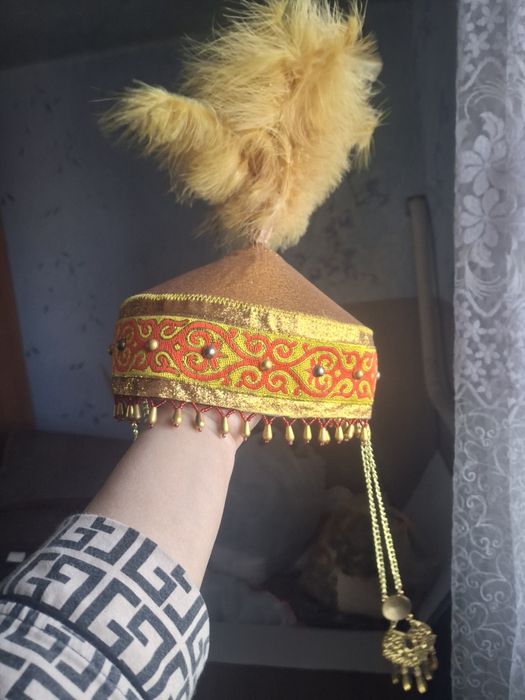 Продам национальные костюмы
