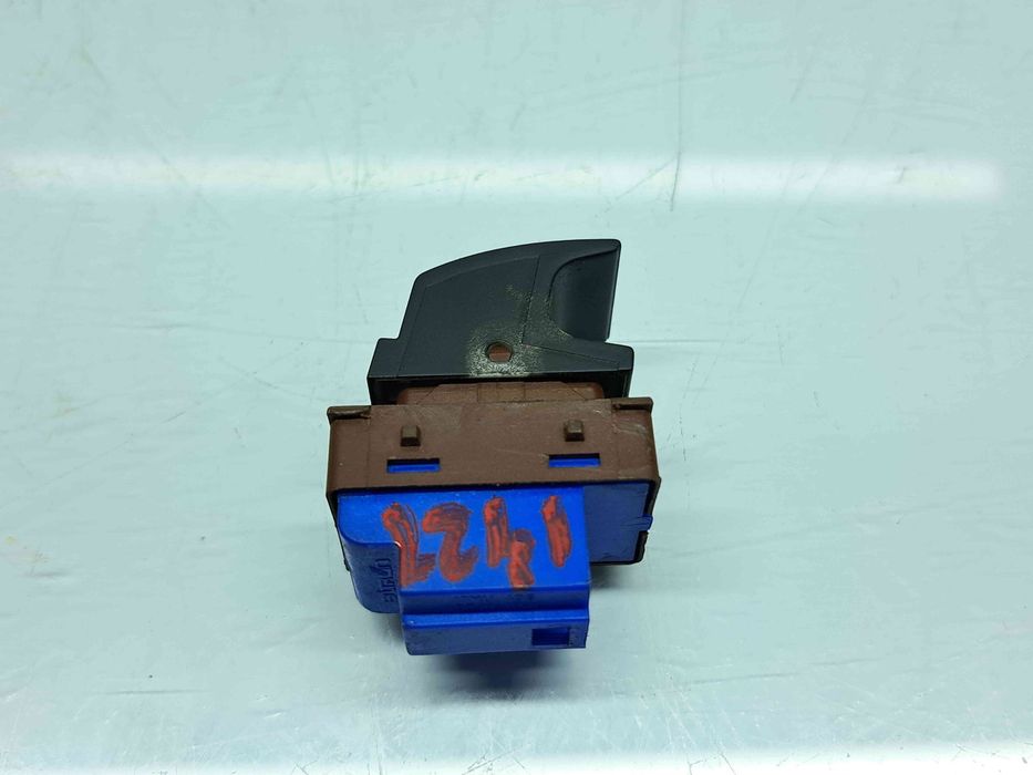 Buton deschidere portbagaj Volkswagen Passat B7 (365) Variant [Fabr 2