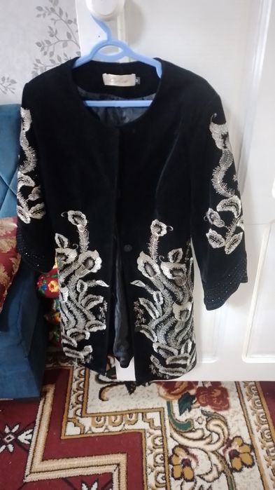 Oq shuba sotiladi va yana 2 ta narsa bor