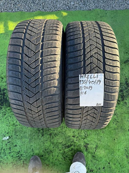Anvelope Iarna 235/40/19 Pirelli