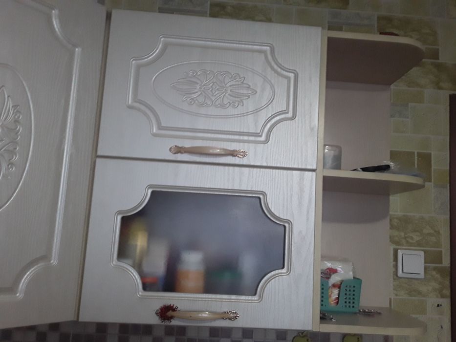 Кух.гарнитур угловой, 2,10 × 1,40. 100 тыс., торг