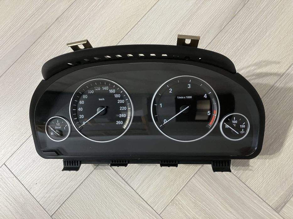 Ceasuri bord BMW f10 / f11