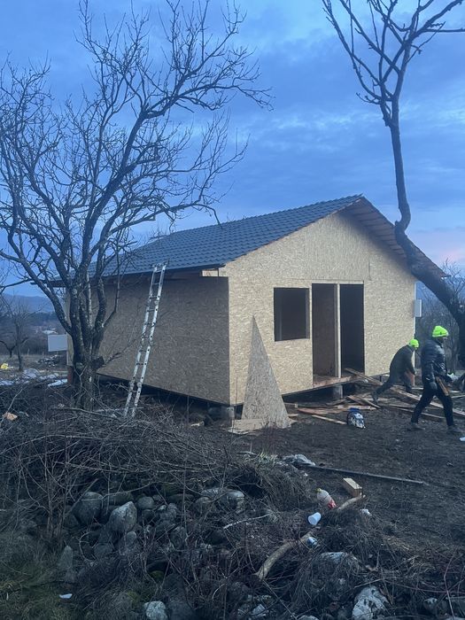 Containere , casute modulare , cabane din lemn