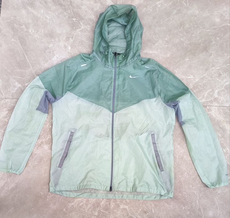 Nike Running яке L размер