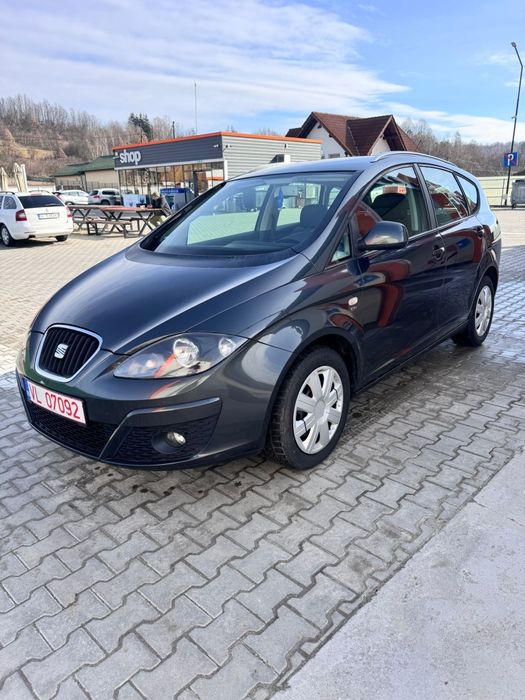 Vând Seat altea xl