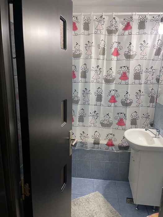 Apartament cu două camere!