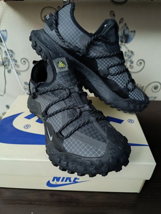 Кроссовки NIKE 44 размер