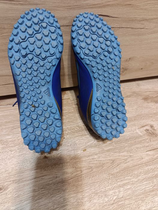 Детски футболни обувки/стоножки