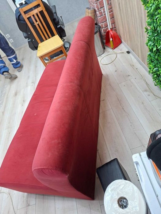 Диван. В много добро състояние