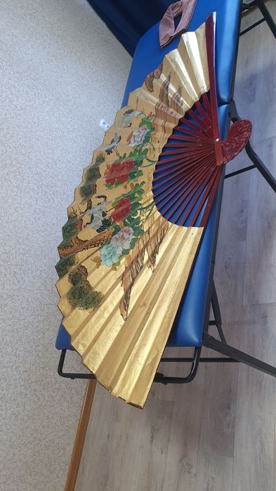 Продам декоративный веер