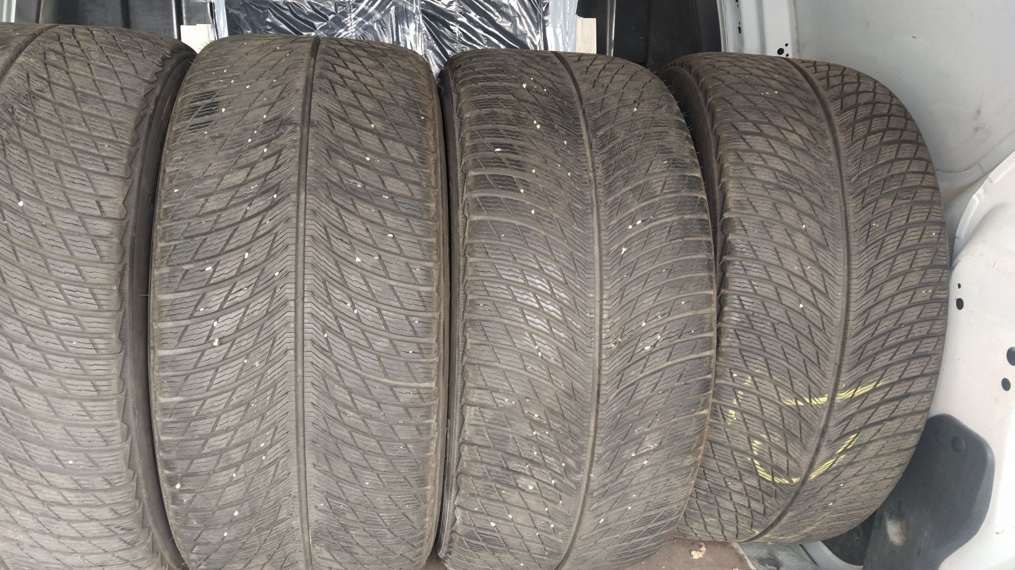 Гуми Мишелин 285-45-20 Зимни гр. Пловдив Беломорски • OLX.bg