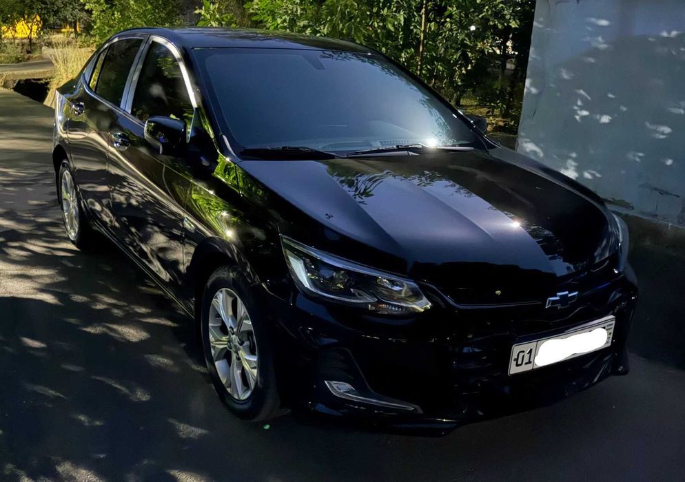 Chevrolet Onix Turbo Premier, 2023 (63,000 km)