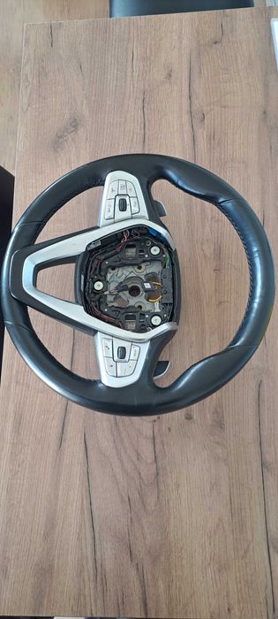 Волан BMW G11 7 Серия