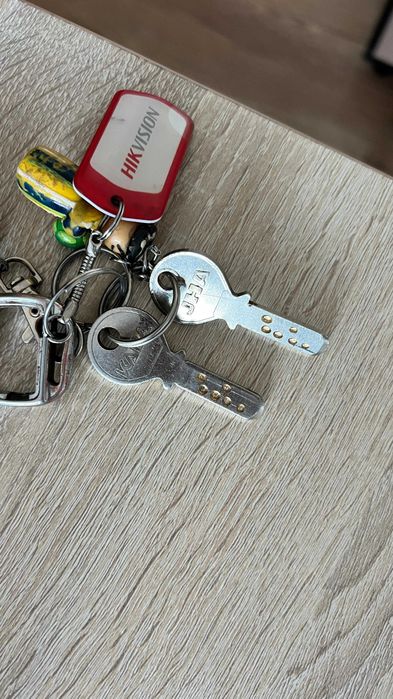 Продаётся сейф 250.000