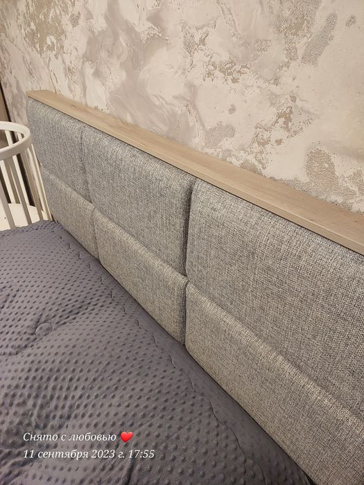 Кровать для спальни