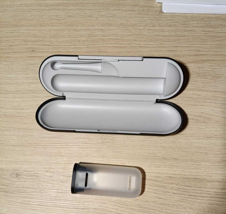 Vand aparat de periaj electric Oral-B iO Series 10