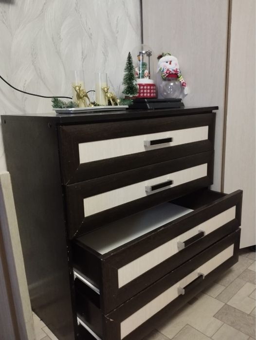 Комод в отличном состоянии, российское производство