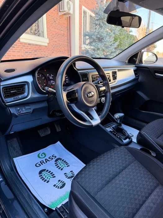 Продается Kia Rio 2018г (87,797 тыс пробег) Цвет Темно-Серый