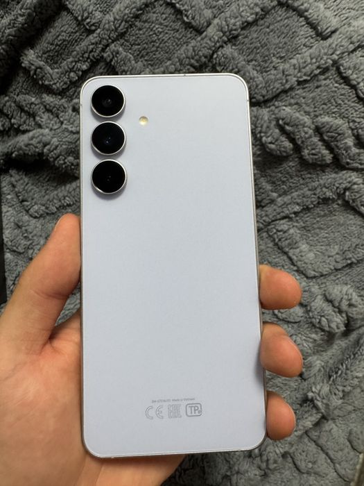 Samsung s25 FE 8/128 gb