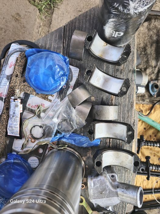 Reparații Tractoare, Motociclete, camioane, utilaje agricole, etc.