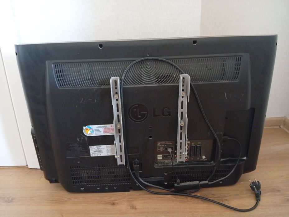 Телевизор LG модель LH2000 ZA