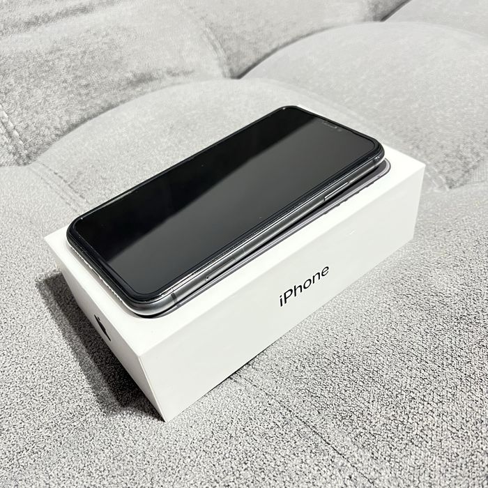 Продам айфон 11/128