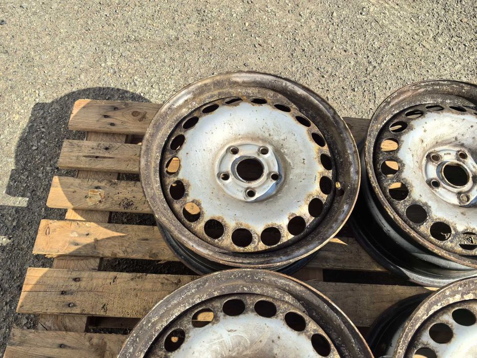 16 цола 5 х 112 мм Фолксваген Тигуан / Шаран / Сеат Алхамбра - ЕТ 33