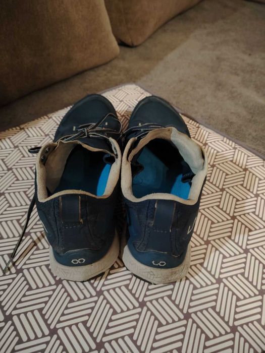 продавам маратонки La sportiva Gore tex и Reebok