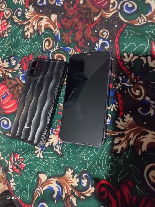 Iphone 11 128gb идеальный состояние