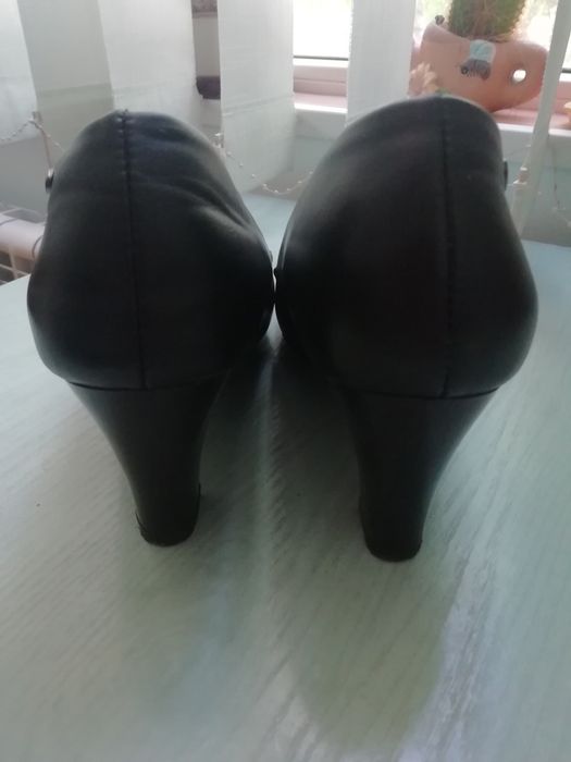 Дамски обувки черни