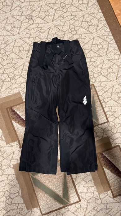 Costum de fâș și pantaloni fâș de cu bretele