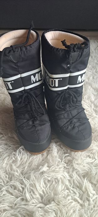 Cizme de iarna marime 39/41 purtați f putin