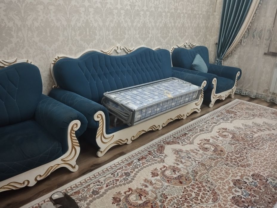 Продам мягкий диван